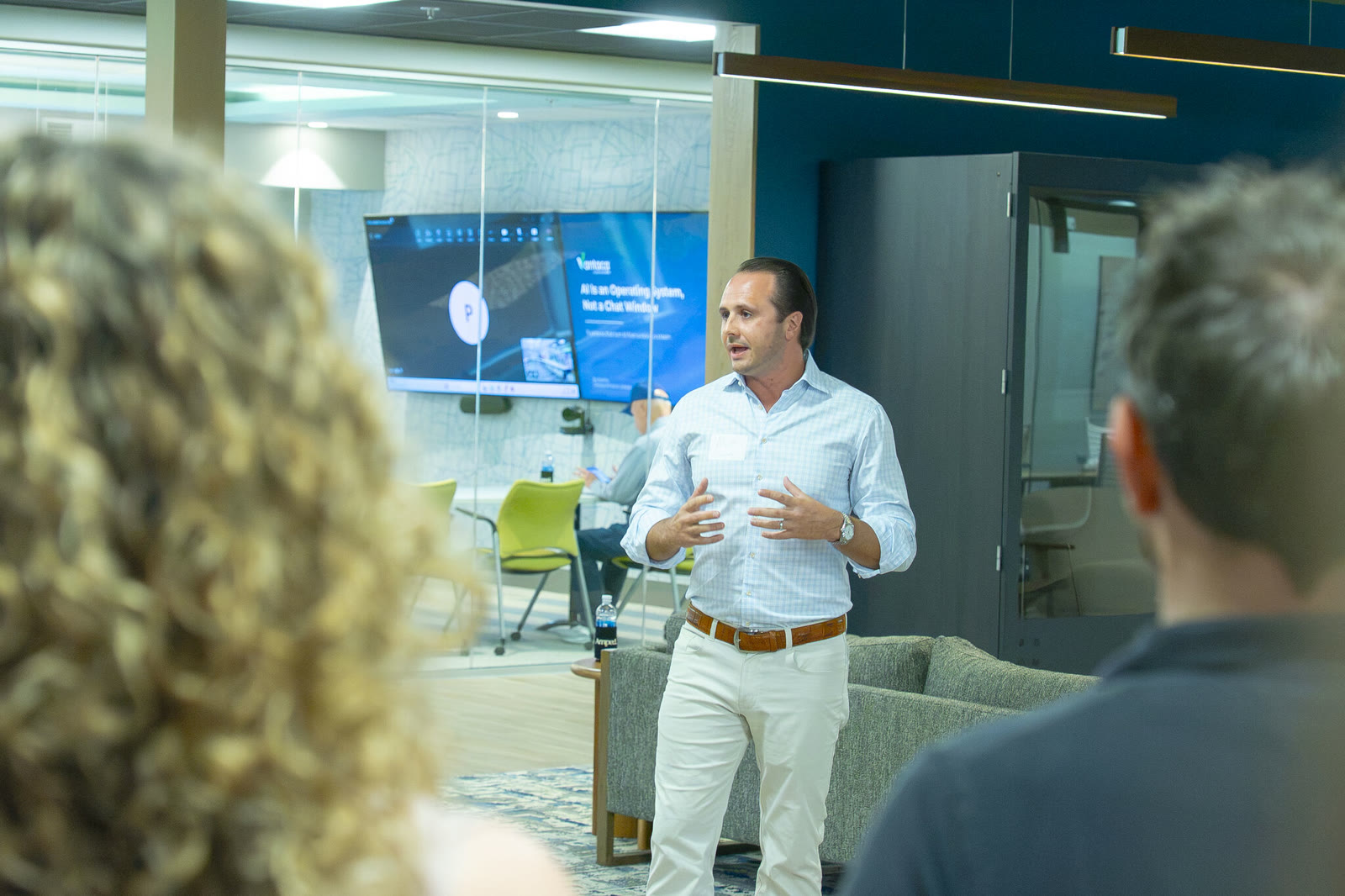 Matt Cimino speaking to the room at the August 27, 2026 AI Roundtable at Vantaca.